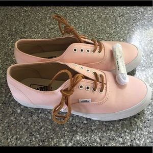 Vans Sneakers in Pink w/Leather Laces Women’s 10